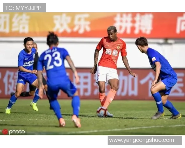 恒大与重庆激战全场精彩回放分析及赛后点评